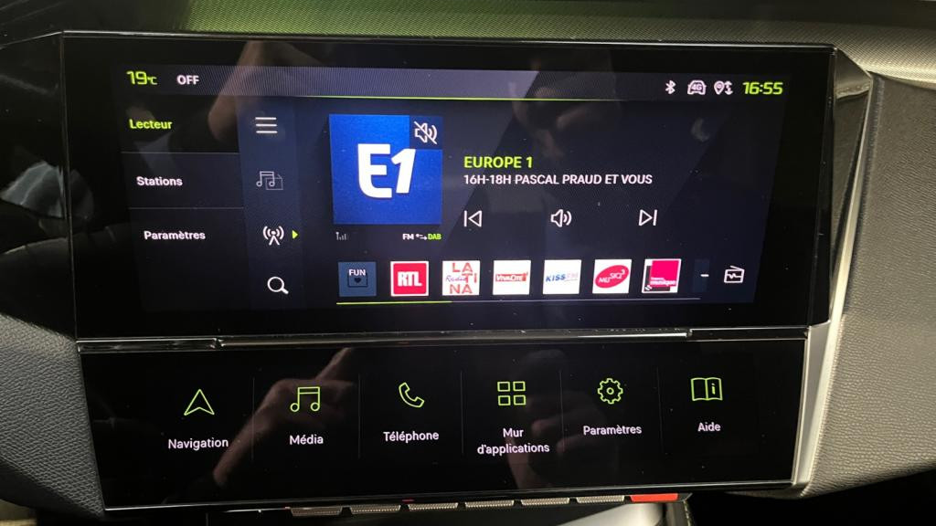 Nouvelle PEUGEOT 308  1.2i PureTech 12V S&S - 130 - EAT8  III BERLINE GT 