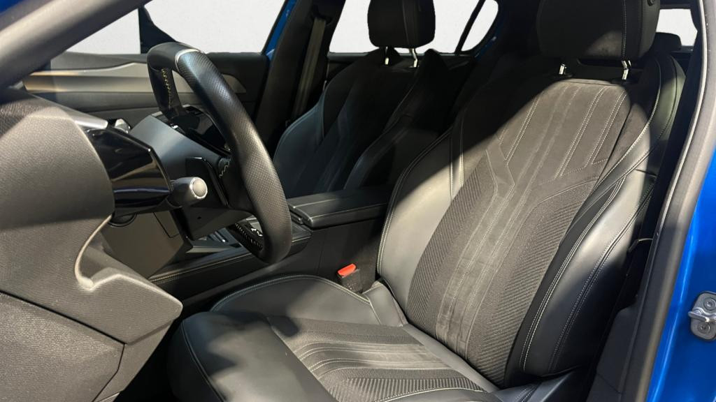 Nouvelle PEUGEOT 308  1.2i PureTech 12V S&S - 130 - EAT8  III BERLINE GT 