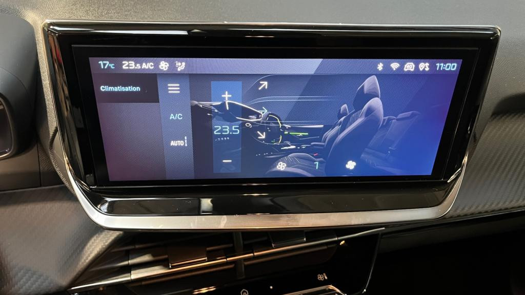 Nouvelle PEUGEOT 208  1.2i PureTech 12V S&S - 100  II BERLINE Allure PHASE 2