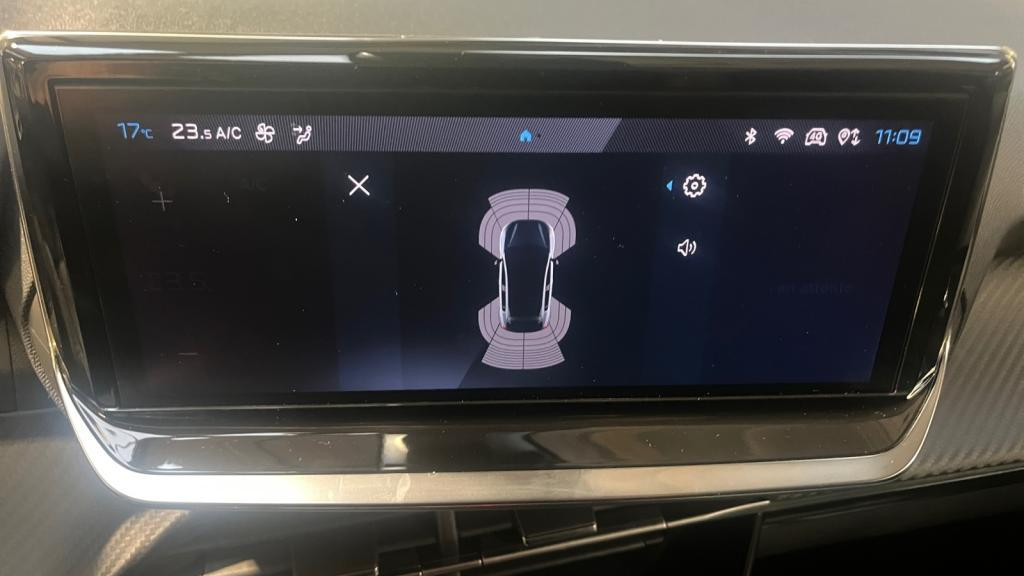 Nouvelle PEUGEOT 208  1.2i PureTech 12V S&S - 100  II BERLINE Allure PHASE 2