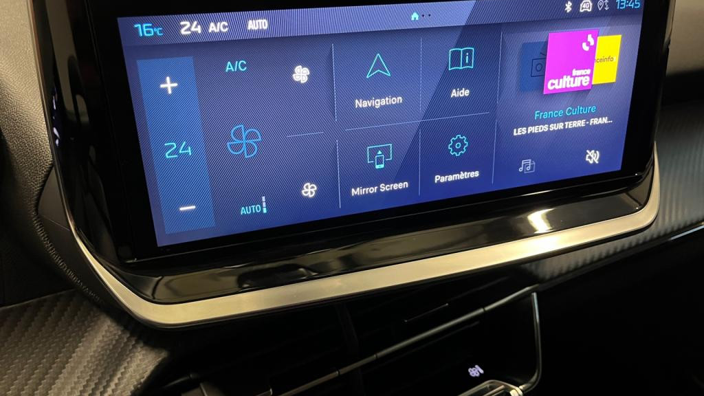 Nouvelle PEUGEOT 208  1.2i PureTech 12V S&S - 100  II BERLINE Allure PHASE 2