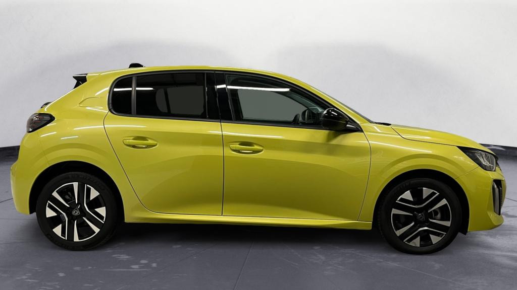 Nouvelle PEUGEOT 208  1.2i PureTech 12V S&S - 100  II BERLINE Allure PHASE 2