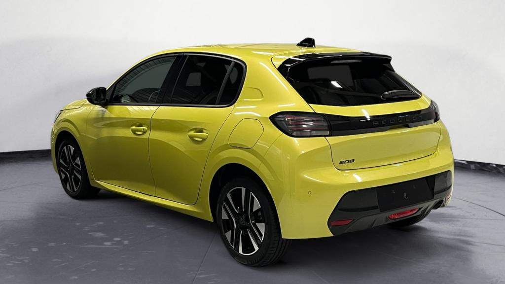 Nouvelle PEUGEOT 208  1.2i PureTech 12V S&S - 100  II BERLINE Allure PHASE 2