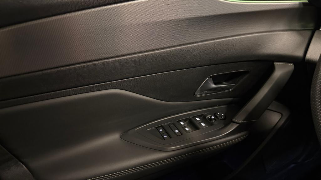 Nouvelle PEUGEOT 308 SW 1.5 BlueHDi S&S - 130 - EAT8  III SW BREAK GT