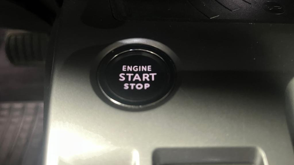 Nouvelle PEUGEOT 308  1.2i PureTech 12V S&S - 130 - EAT8  III BERLINE Allure