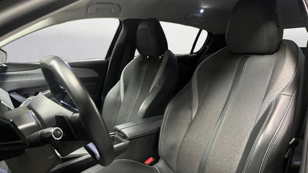 Nouvelle PEUGEOT 308  1.2i PureTech 12V S&S - 130 - EAT8  III BERLINE Allure