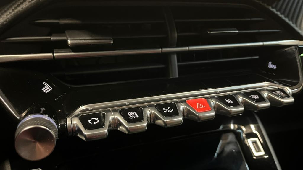 Nouvelle PEUGEOT 208  1.5 BlueHDi S&S - 100  II BERLINE GT