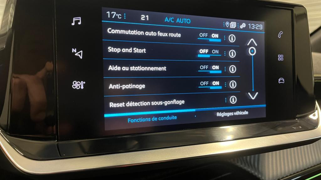 Nouvelle PEUGEOT 208  1.5 BlueHDi S&S - 100  II BERLINE GT