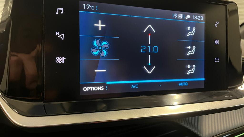 Nouvelle PEUGEOT 208  1.5 BlueHDi S&S - 100  II BERLINE GT