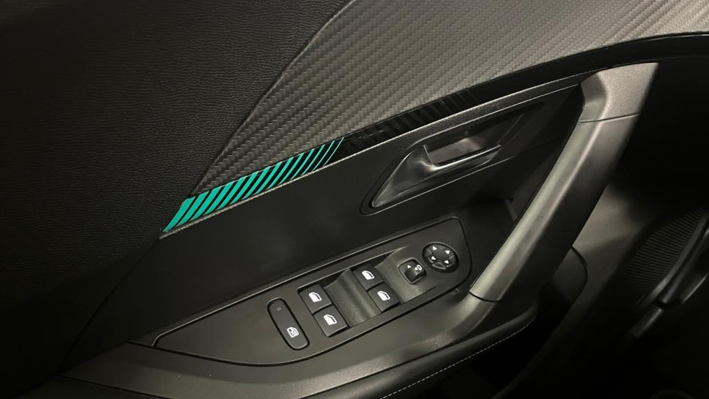 PEUGEOT 2008 1.2i PureTech 12V S&S - 130 - EAT8  Allure