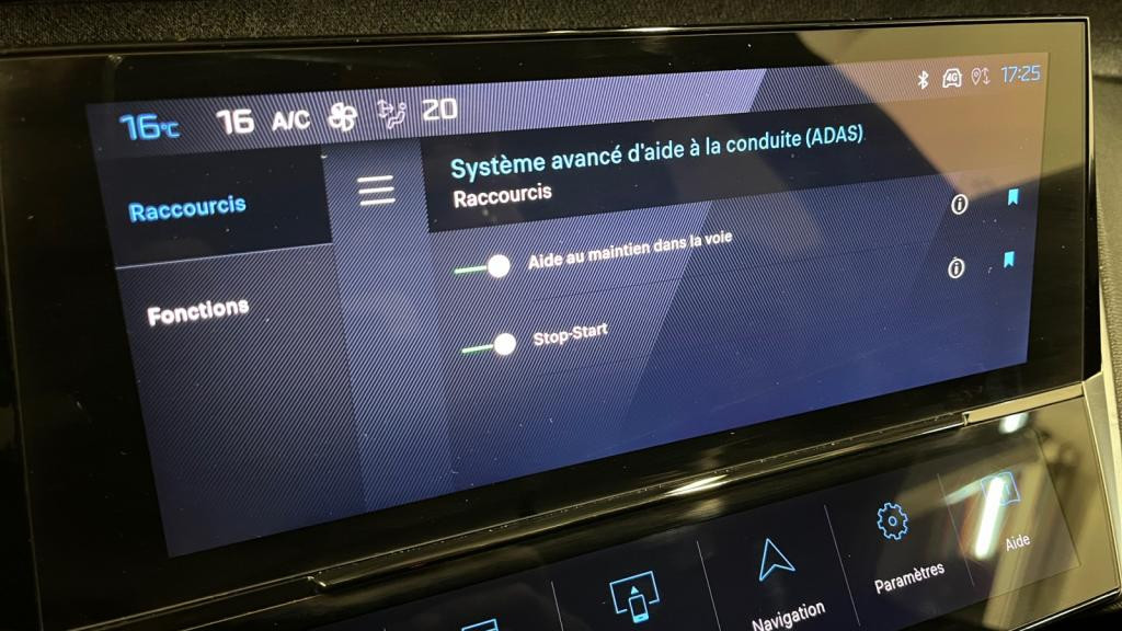 Nouvelle PEUGEOT 308 1.2i PureTech 12V S&S - 130  Allure