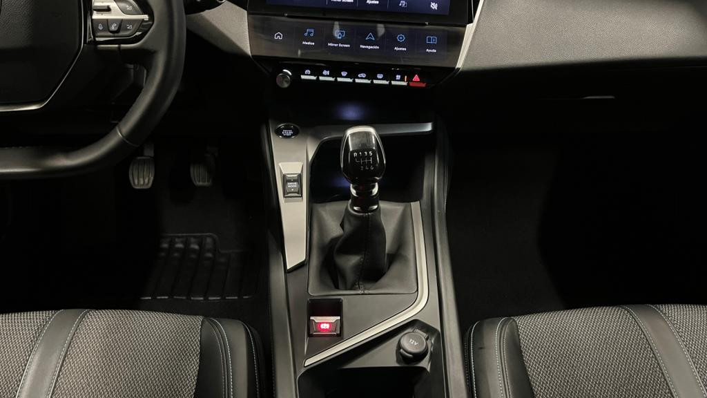 Nouvelle PEUGEOT 308 1.2i PureTech 12V S&S - 130  Allure