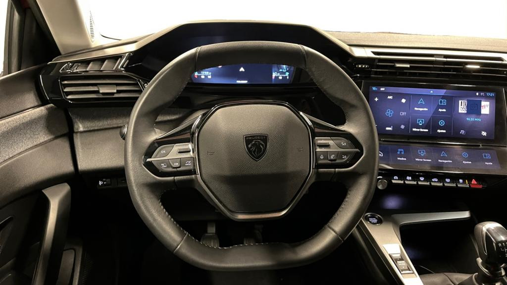 Nouvelle PEUGEOT 308 1.2i PureTech 12V S&S - 130  Allure