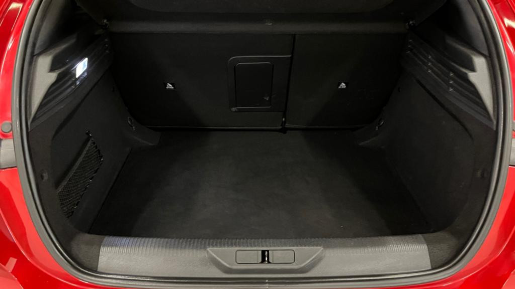 Nouvelle PEUGEOT 308 1.2i PureTech 12V S&S - 130  Allure