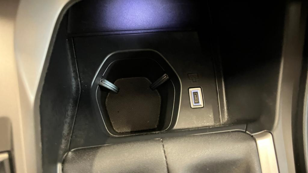 Nouvelle PEUGEOT 308 1.2i PureTech 12V S&S - 130  Allure