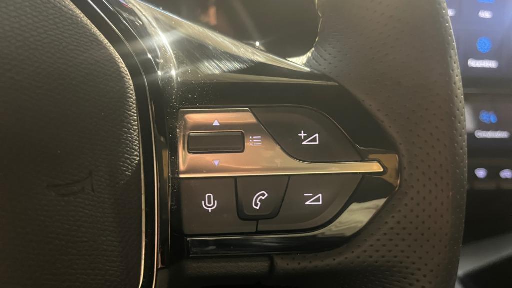 Nouvelle PEUGEOT 408  1.6 PHEV - 225 e-EAT8  BERLINE GT 