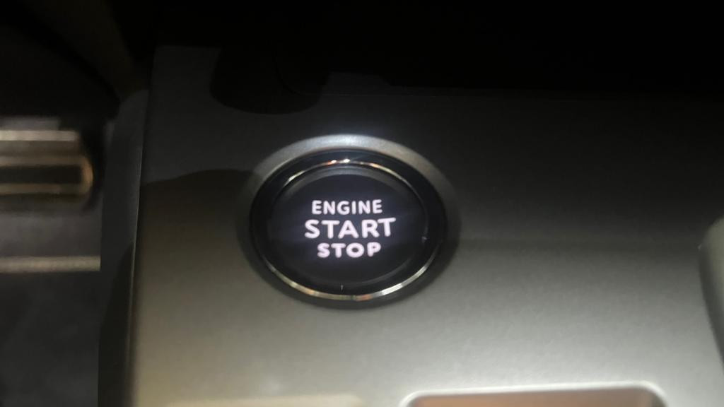 Nouvelle PEUGEOT 408  1.6 PHEV - 225 e-EAT8  BERLINE GT 