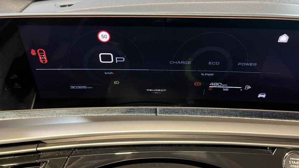 Nouvelle PEUGEOT 3008  1.2i Hybrid - 145 - e-DCS6  III GT 