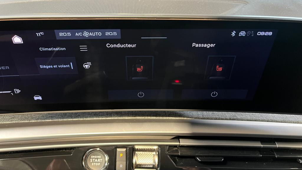 Nouvelle PEUGEOT 3008  1.2i Hybrid - 145 - e-DCS6  III GT 