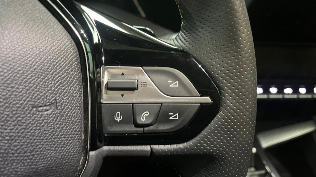 Nouvelle PEUGEOT 308 SW 1.5 BlueHDi S&S - 130 - EAT8  III SW BREAK GT