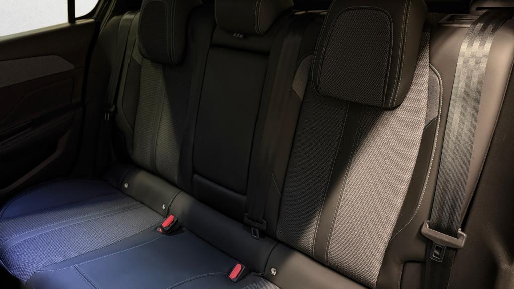 PEUGEOT 308  1.2i PureTech 12V S&S - 130 - EAT8  III BERLINE Allure Pack 