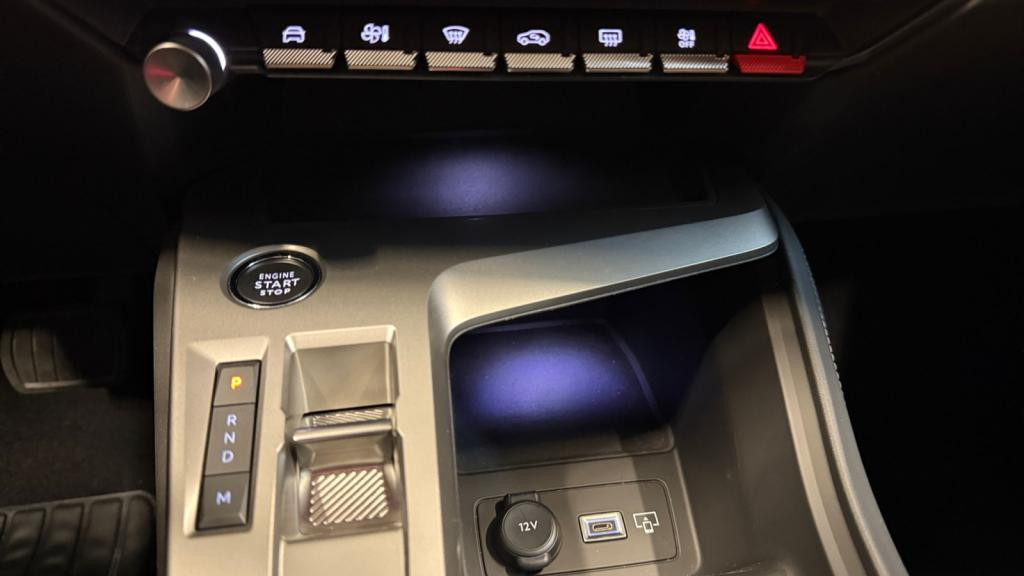 PEUGEOT 308  1.2i PureTech 12V S&S - 130 - EAT8  III BERLINE Allure Pack 