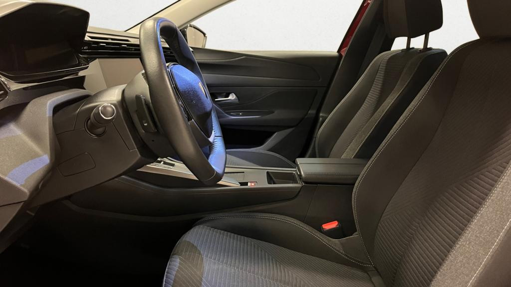 Nouvelle PEUGEOT 308  1.5 BlueHDi S&S - 130 - EAT8  III BERLINE Active Pack