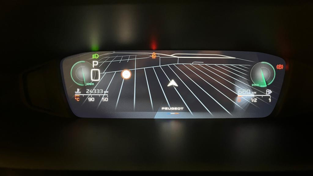 Nouvelle PEUGEOT 308  1.5 BlueHDi S&S - 130 - EAT8  III BERLINE Active Pack