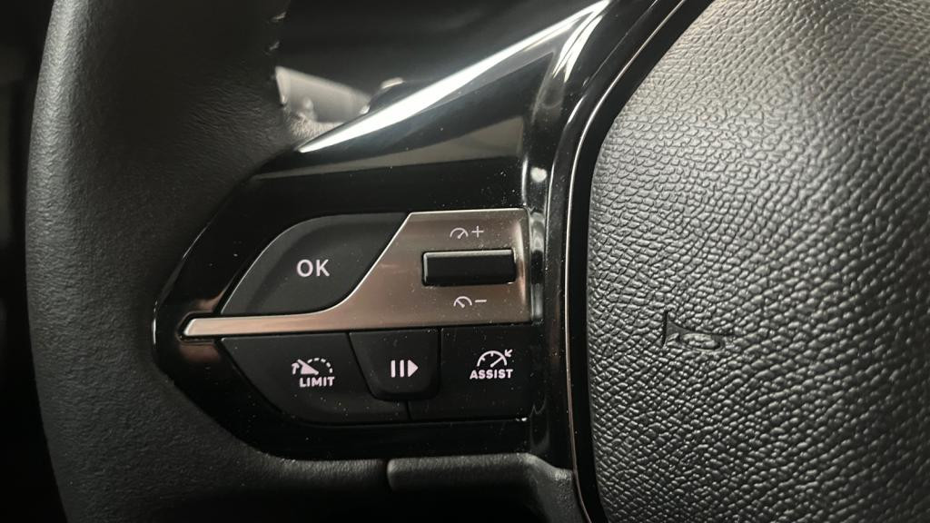 PEUGEOT 308  1.5 BlueHDi S&S - 130 - EAT8  III BERLINE Active Pack