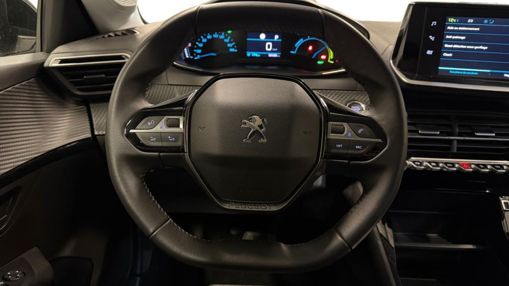 PEUGEOT 208 e- - 136  II BERLINE Active Pack