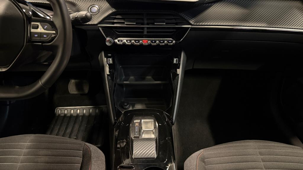 PEUGEOT 208 e- - 136  II BERLINE Active Pack