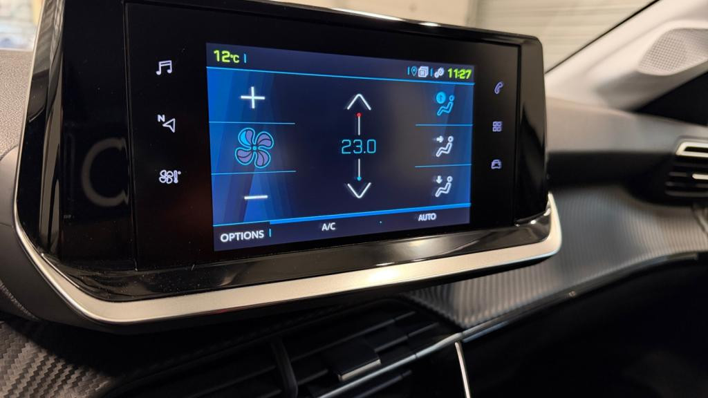 PEUGEOT 208 e- - 136  II BERLINE Active Pack