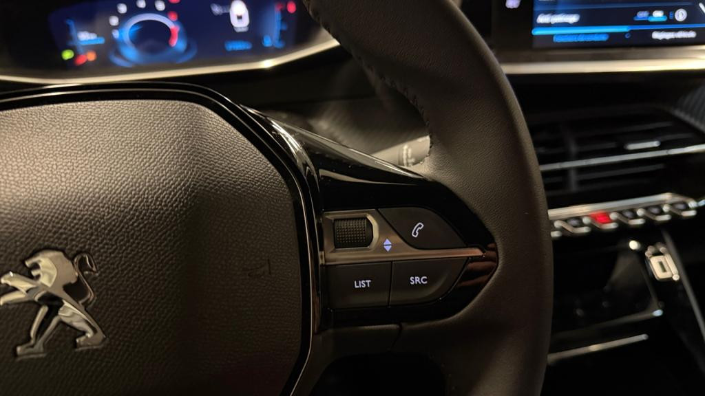 PEUGEOT 2008  1.2i PureTech 12V S&S - 100  II Allure Pack