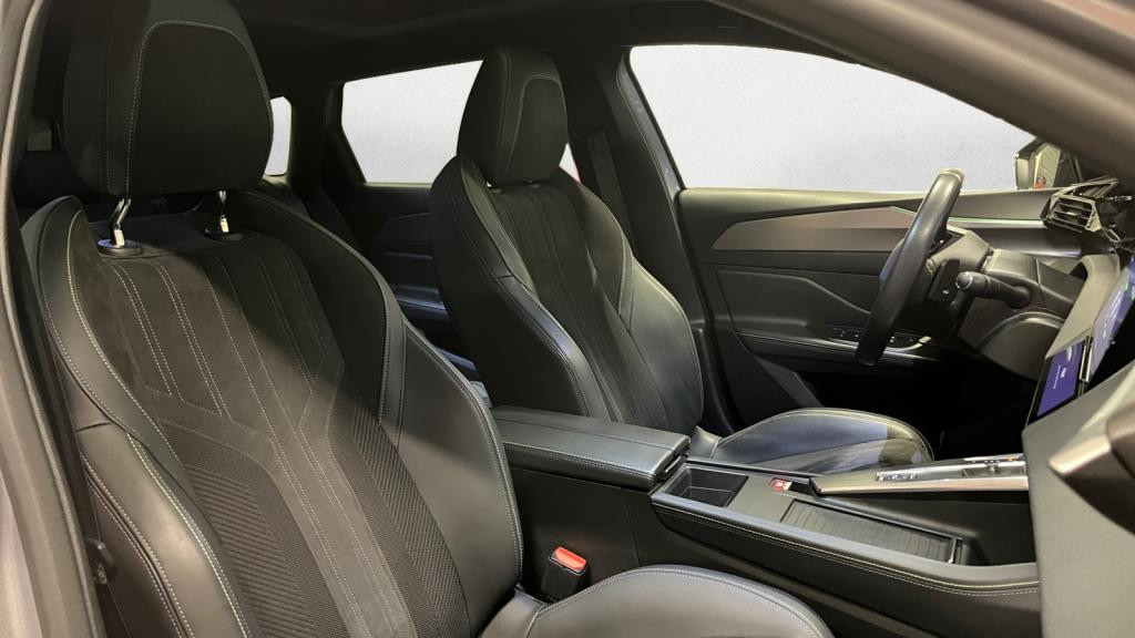 Nouvelle PEUGEOT 308 SW 1.5 BlueHDi S&S - 130 - EAT8  III SW BREAK GT 