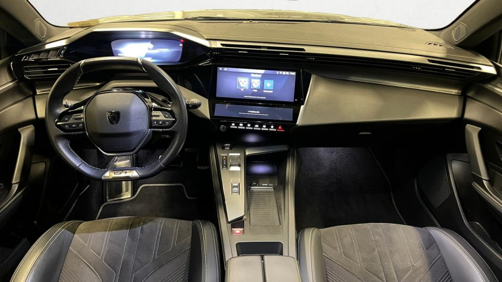 Nouvelle PEUGEOT 308 SW 1.5 BlueHDi S&S - 130 - EAT8  III SW BREAK GT 