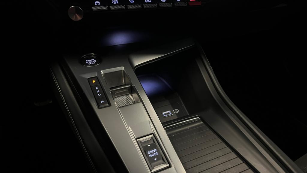 Nouvelle PEUGEOT 308 SW 1.5 BlueHDi S&S - 130 - EAT8  III SW BREAK GT 