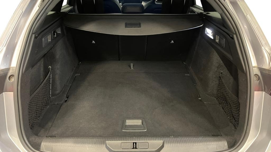 Nouvelle PEUGEOT 308 SW 1.5 BlueHDi S&S - 130 - EAT8  III SW BREAK GT 