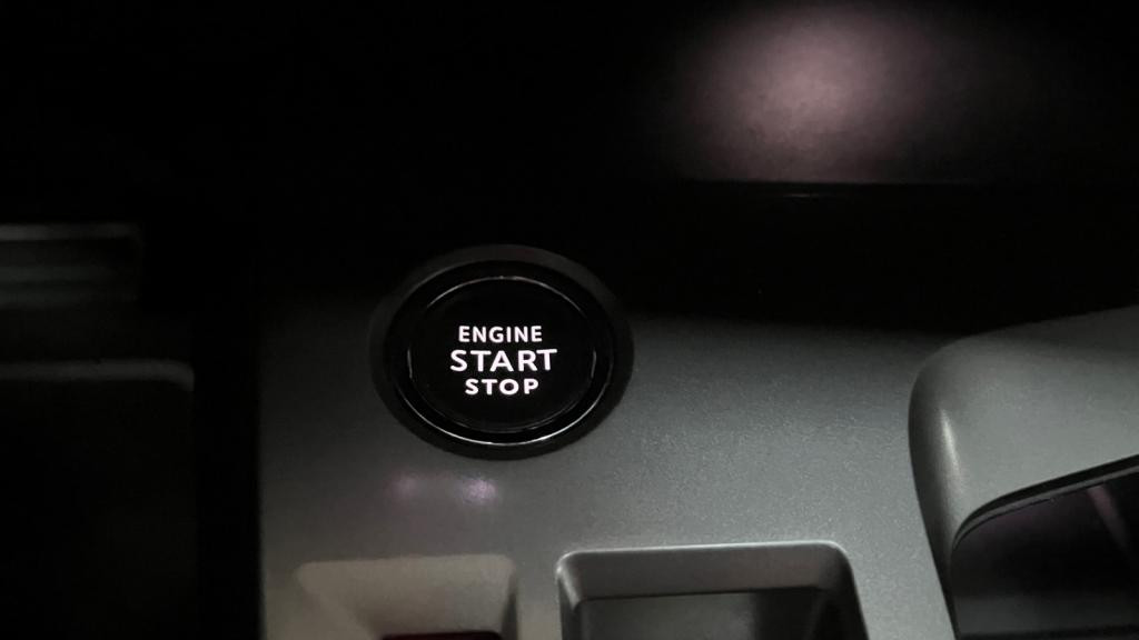 Nouvelle PEUGEOT 408  1.6 PHEV - 225 - e-EAT8  BERLINE GT 