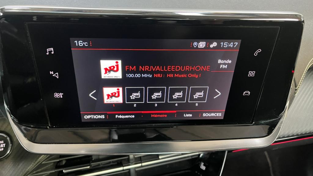 PEUGEOT 208 BlueHDi 100 II GT - Toit Panoramique - Sièges Chauffants - Entretien Complet