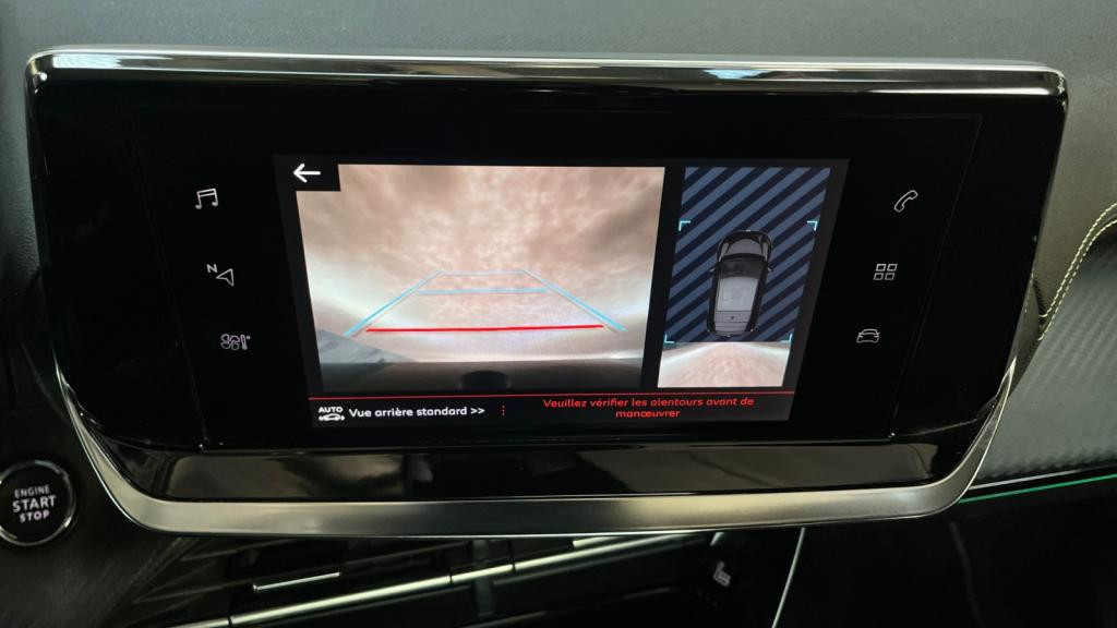 PEUGEOT 208 BlueHDi 100 II GT - Toit Panoramique - Sièges Chauffants - Entretien Complet