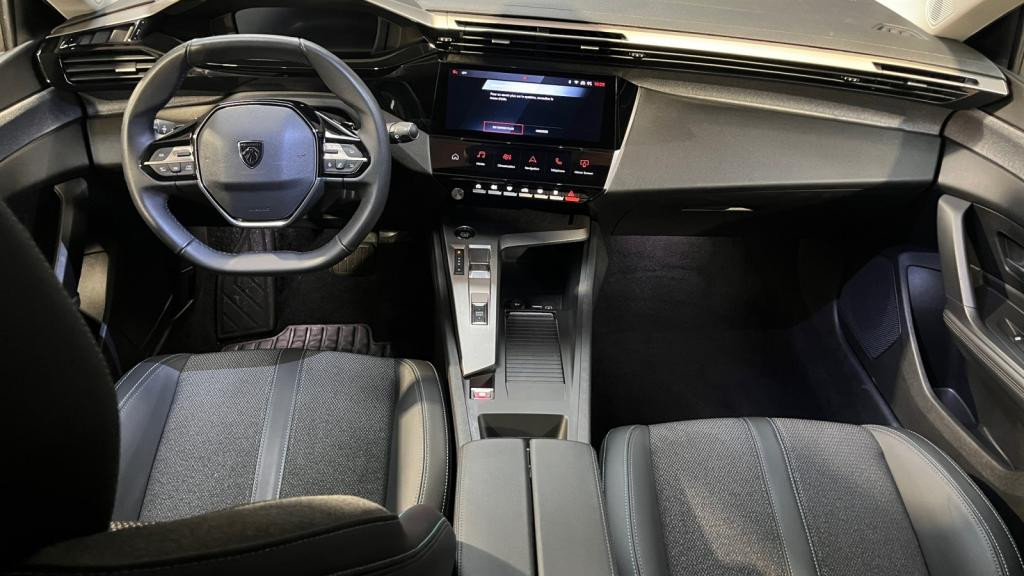 Nouvelle PEUGEOT 308  1.5 BlueHDi S&S - 130 - EAT8  III BERLINE Allure