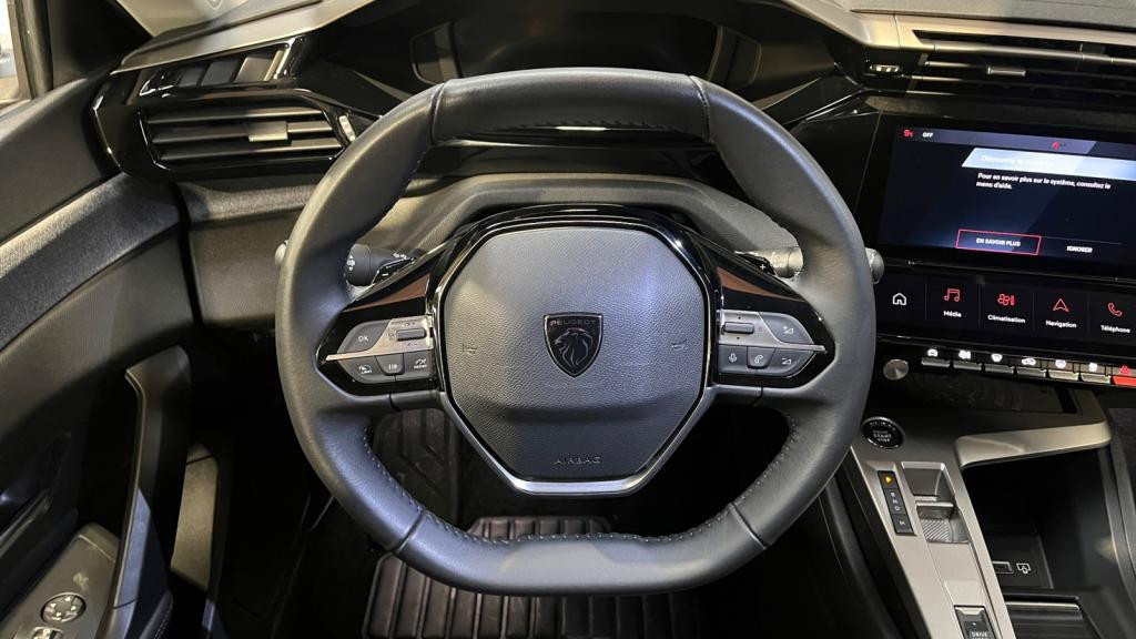 Nouvelle PEUGEOT 308  1.5 BlueHDi S&S - 130 - EAT8  III BERLINE Allure