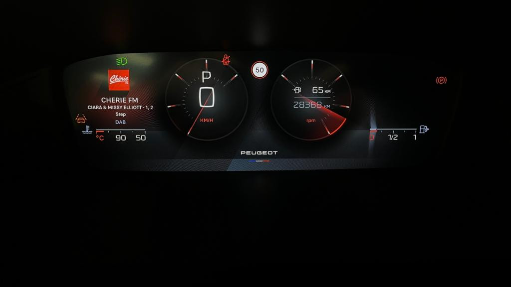 Nouvelle PEUGEOT 308  1.5 BlueHDi S&S - 130 - EAT8  III BERLINE Allure