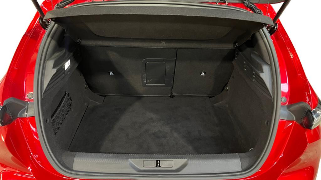 Nouvelle PEUGEOT 308  1.5 BlueHDi S&S - 130 - EAT8  III BERLINE Allure