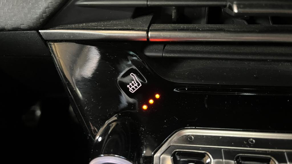 PEUGEOT 208  1.5 BlueHDi 100 II GT - Toit Panoramique