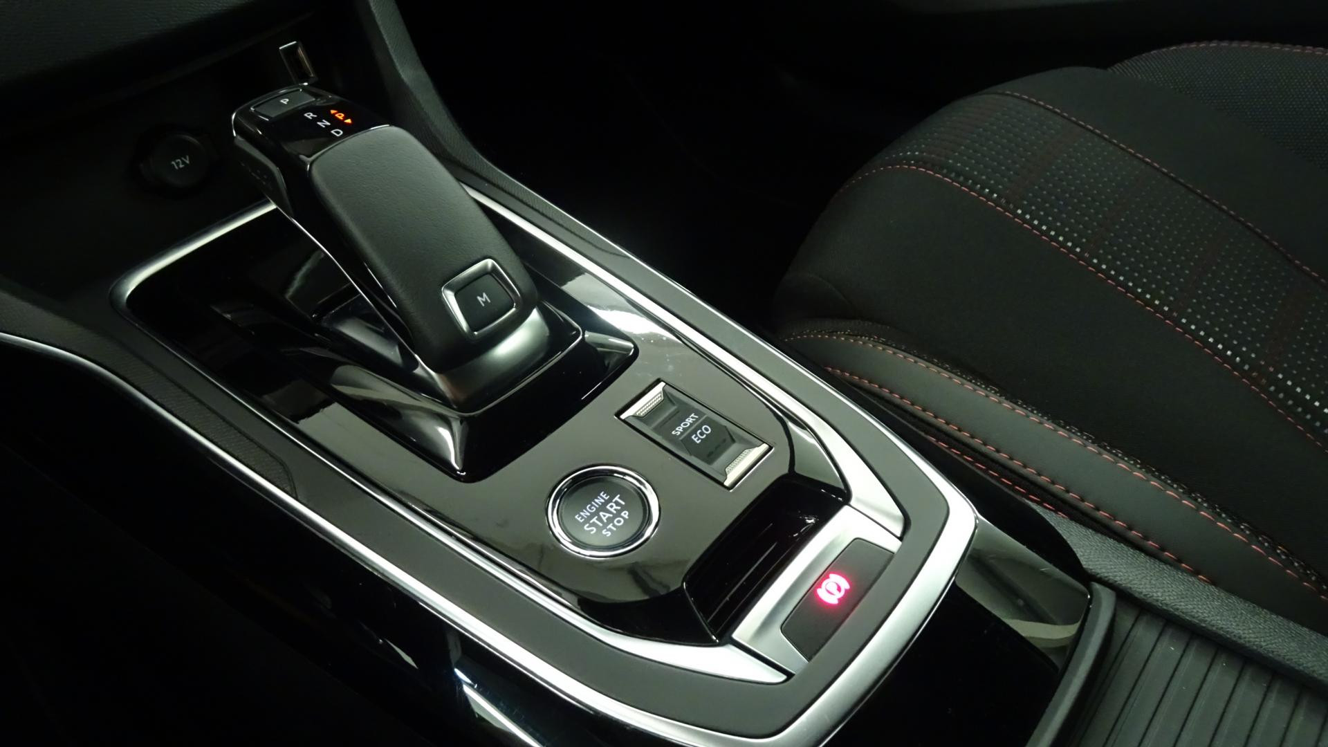 PEUGEOT 308  1.5 BlueHDi S&S 130  EAT8  II BERLINE GT PHASE 2