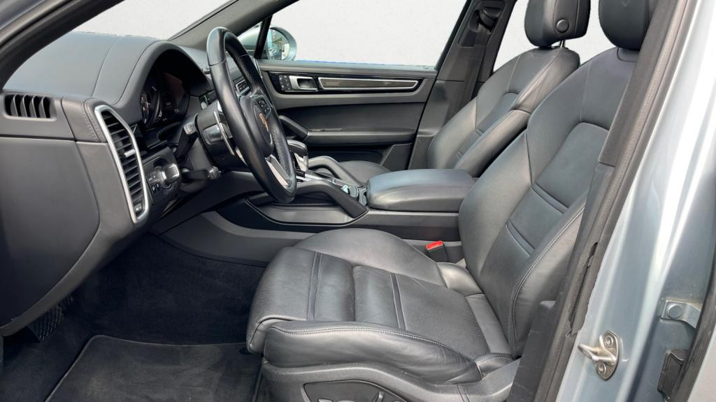 PORSCHE CAYENNE 3.0i V6 - 462 - Tiptronic S - Start&Stop  E-Hybrid