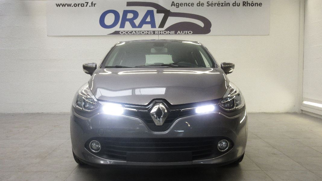 RENAULT CLIO 4 DCI 90 ENERGY E6 INTENS 2015 5P