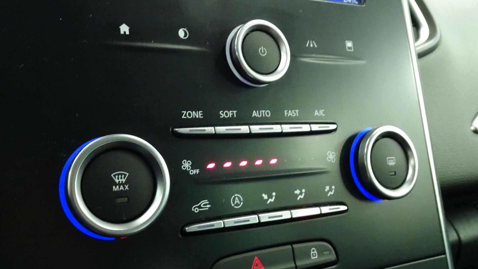 RENAULT SCENIC 1.5 Energy dCi 110 EDC IV MONOSPACE Limited