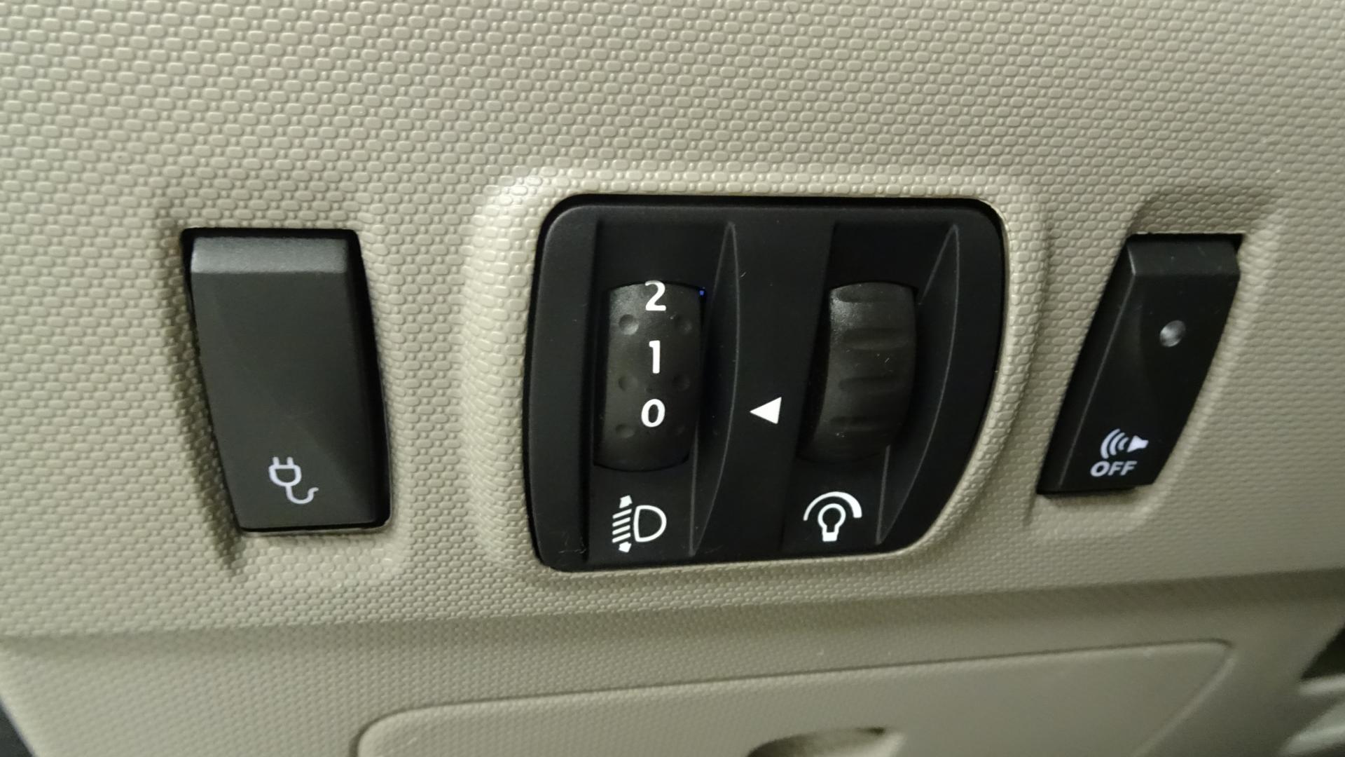 RENAULT ZOE Z.E. R90 2019  BERLINE Zen